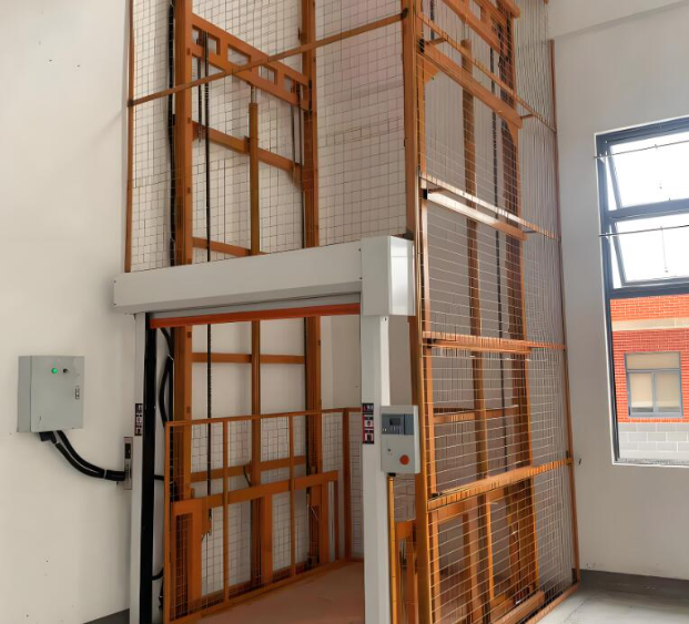 青冈升降货梯是特种设备码